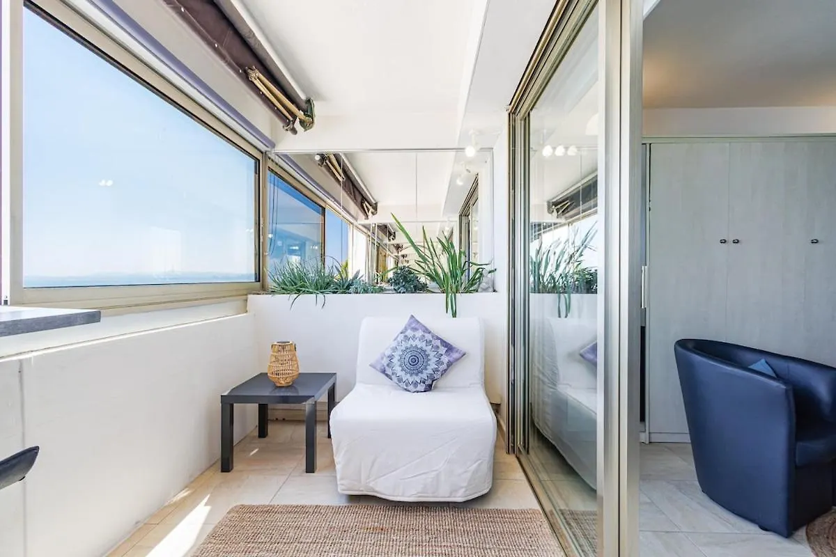 Sea View- Beach- Chic & Air-Conditioned Saint-Laurent-du-Var France